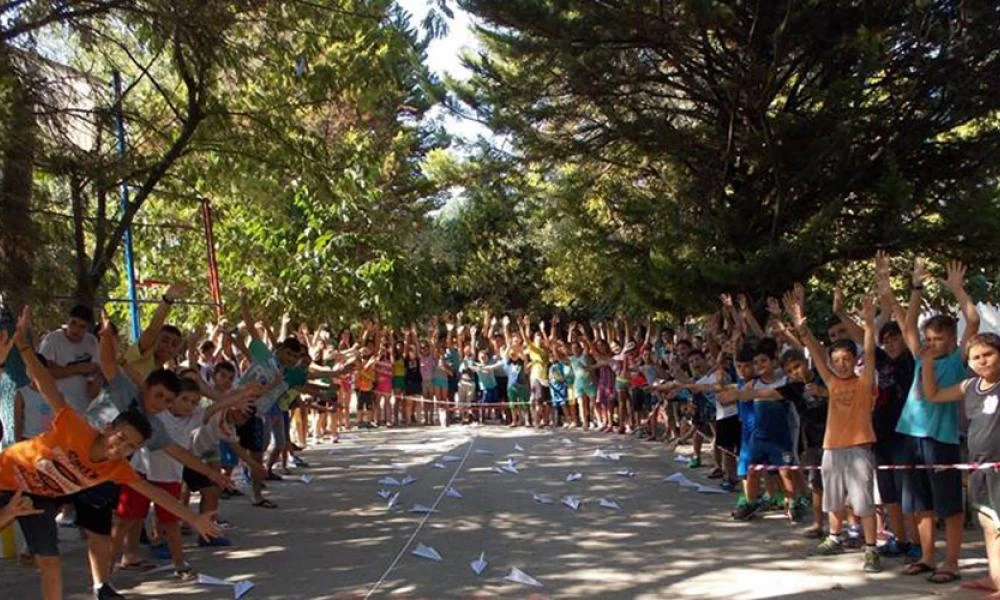 Καθολική εκκένωση της κατασκήνωσης «Τσαφ-Τσουφ» μετά από κρούσματα